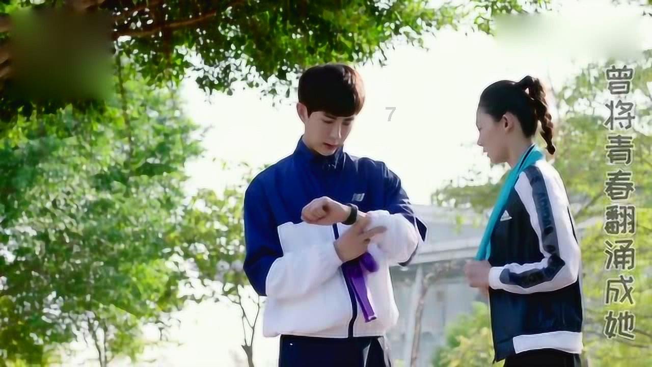 逃离棕榈树森林